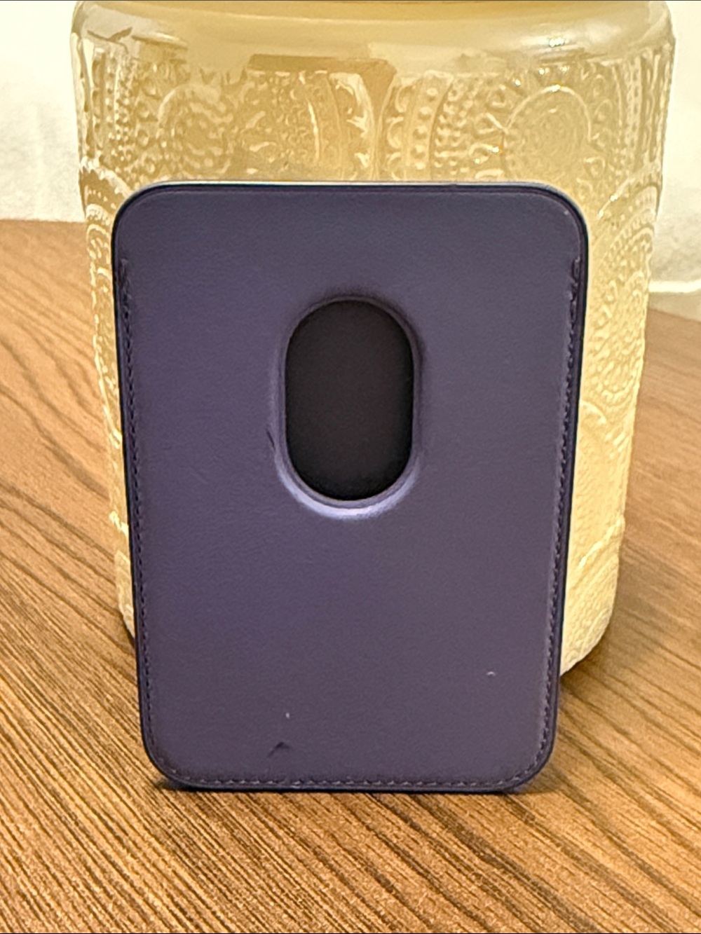 Apple MagSafe Leather Wallet Purple - Picture 2 of 5